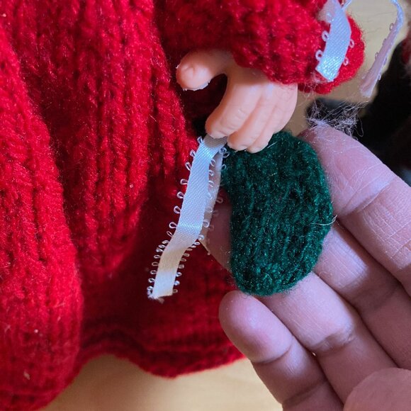 Vintage Santa and Mrs. Claus Crocheted Clothes - Picture 5 of 5